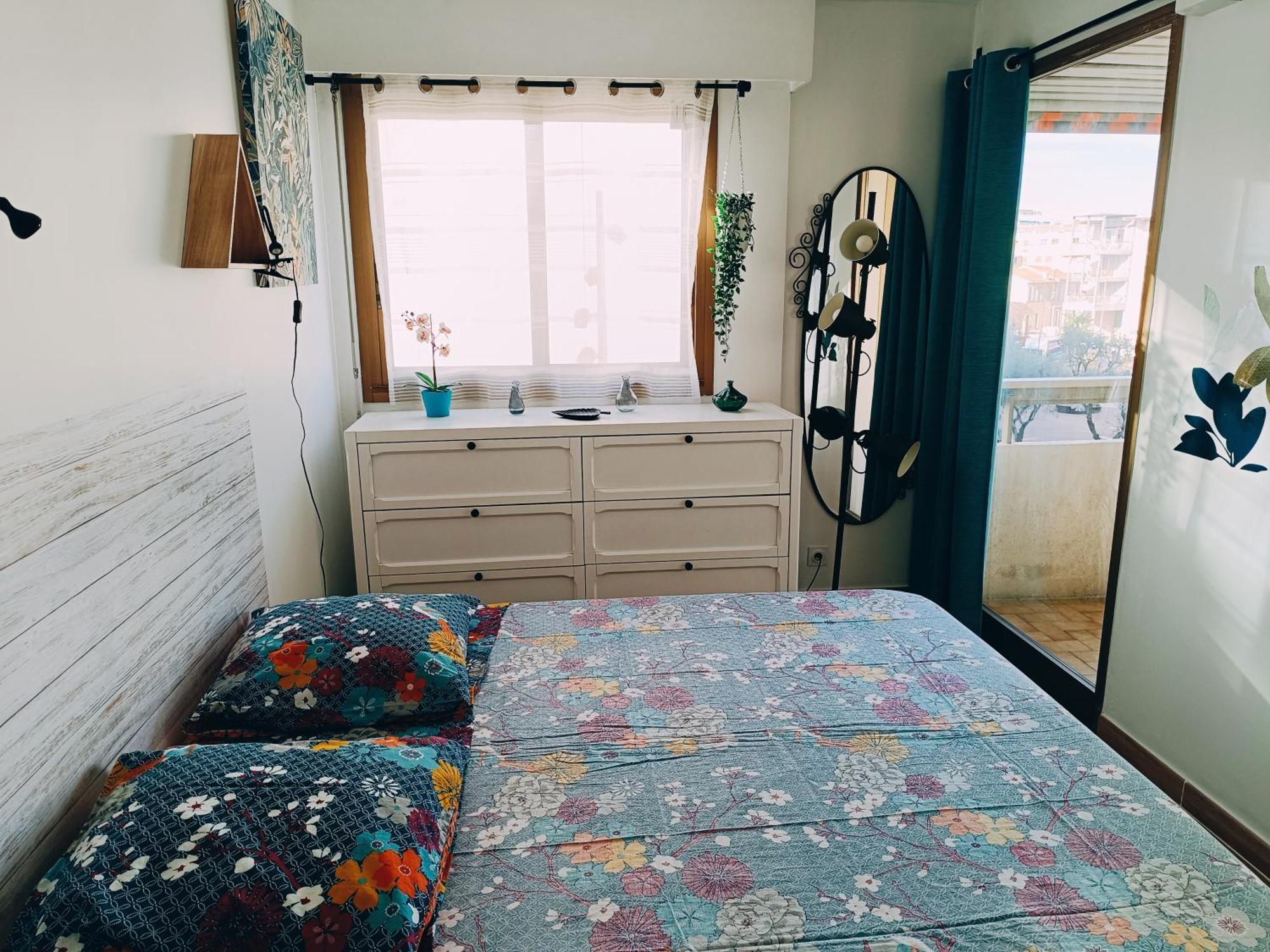 2 Pieces Climatise Avec Balcon Dans Le Vieil Antibes, Residence Avec Ascenseur Eksteriør bilde